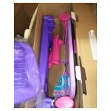 VTech Touch and Learn Activity Desk Deluxe with Easel, Chalkboard, Pink