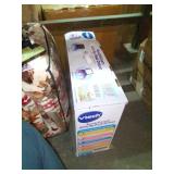 VTech Touch and Learn Activity Desk Deluxe with Easel, Chalkboard, Pink