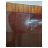 DUNCAN Dinning Room Table with Brass Lion Feet with Casters. Includes 2 Leafs. Check Pictures for More Details