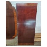 DUNCAN Dinning Room Table with Brass Lion Feet with Casters. Includes 2 Leafs. Check Pictures for More Details