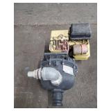 Briggs and Straton. Self Priming Centrifugal Pump.