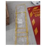 Brady 121370 Globally Harmonized System (GHS) Center - English