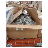 Box of Tall Gusseted Inside-Corner Bracket, 3 in x 1 5/16 in x 3 in, 15 Series. 5JRV7