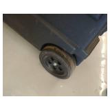 Stanley 037025H 50 Gallon Mobile Chest DAMAGED& MISSING A WHEEL