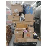 Pallet of miscellaneous items