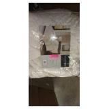 Madison Park Nova Ivory Embroidered Medallion Ultra Plush Comforter Set- Retail:$88.24