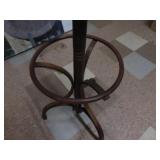 Coat rack-Missing one support