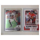 Lot of 2 Patrick Mahomes 2021 Panini Mecole Hardman 2020  Prism