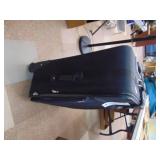 Large Pierre Cardin Expandable Suitcase 20 x 30