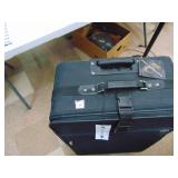 Large Pierre Cardin Expandable Suitcase 20 x 30