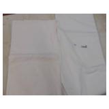 2 White Tablecloth