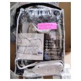 Beautyrest Oversized Plush Electric Faux-Fur Throw, 50" x 70" Bedding Retail: $72.99