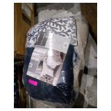 Madison Park Bayside 7-Pc. Queen Comforter Set Bedding -Retail $ 129.99