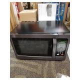 Toshiba EM131A5C-BS Microwave Oven with Smart Sensor, Easy Clean Interior, ECO Mode and Sound On/Off, 1.2 Cu.ft, 1100W, Black Stainless Steel