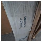 Zinus 4 Inch Low Profile Bifold Box Spring/Folding Mattress Foundation/Strong Steel Structure/No Assembly Required, Queen