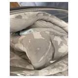 PERI HOME GREY AND WHITE TWIN COMFORTER SET