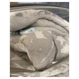 PERI HOME GREY AND WHITE TWIN COMFORTER SET