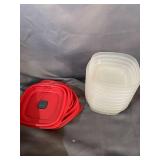 8 PLASTIC RUBBERMAID TUPPER WARE BOWLS WITH LIDS