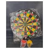 MAGNETIC DART BOARD WITH DARTS