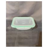 GLASS TUPPER WARE CONTAINER WITH LID