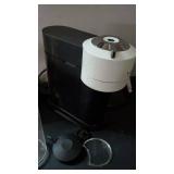 Nespresso Vertuo Next Coffee and Espresso Maker by De