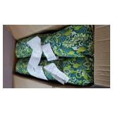 Amazon Basics Tufted Outdoor Seat Patio Cushion - Pack of 2, 19 x 19 x 5 Inches, Blue Flower