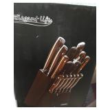 Knife Set, Psvweyo 15-Piece Kitchen Knife Set With Block Wooden, Self Sharpening For Chef Knife Set, Japan Stainless Steel, Hammered Collection Block Set and Steak Knives, Boxed Knife Sets