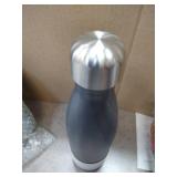 Simple Modern 17 Ounce Wave Water Bottle - Stainless Steel Double Wall Vacuum Insulated Reusable Leakproof Pattern: silver grain