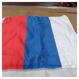 LARGE BEACH TOWEL THAT FOLDS INTO A BAG