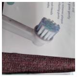 Oral B Braun Compatible Replacement Toothbrush Heads, 4 Pack Professional Electric Toothbrush Heads for Oral-B 7000 / Pro 1000/9600/500/3000/8000** bonus 2 packs per lot