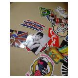 Cool Sticker 100pcs Random Music Film Vinyl Skateboard Guitar Travel Case Sticker Door Laptop Luggage Car Bike Bicycle Stickers (100pcs) varies