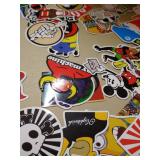 Cool Sticker 100pcs Random Music Film Vinyl Skateboard Guitar Travel Case Sticker Door Laptop Luggage Car Bike Bicycle Stickers (100pcs) varies