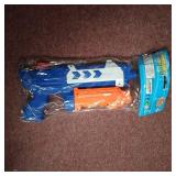 Water Guns for Kids Super Water Soaker Blaster, Squirt Guns for Adults Children, Summer Swimming Pool Beach Water Fighting Toys Gifts for Boys Girls** COLOR WILL VARY