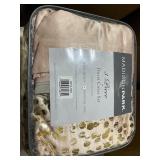 Madison Park Midnight Garden 3 Piece King/California King Duvet Set Bedding -Retail $73.94