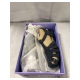 Aravon Standon Fisherman Womens Size 9