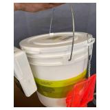 Marine Metal Cool Bubbles 8 Qt Insulated With B-11 Pump Ideal for ,Minnows and Shrimp