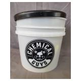 chemical guys hol133 best detailing bucket kit (5 items), 16. fluid_ounces