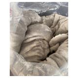 OVERSIZED GREY SOFT COMFORTER