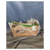 11 COUNT SOLOAR POWERED GARDEN LIGHTS