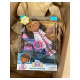 Disney Junior Doc McStuffins Wash Your Hands Singing Doll, With Mask & Accessories, Dolls(Docmcstuffins), Ages 3 Up, by Just Play