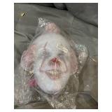 #909 Pennywise the Clown Adult Halloween Mask