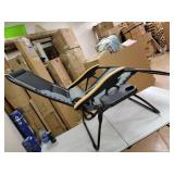 PHI VILLA Oversize XL Padded Zero Gravity Lounge Chair Wider Armrest Adjustable Recliner with Cup Holder, Support 350 LBS,- Retail:$126.49