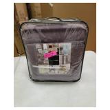 Madison Park Mansfield Reversible Bedspread Set- Retail:$83.99