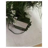 9-foot Cashmere Pine Pre-lit Artificial Christmas Garland by Christopher Knight Home - led - clear