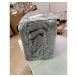 Queen/Full - Queen- Silver Orchid Quirk Oversized Comforter Set- Retail:$122.49