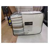 Madison Park Rochelle 4 Piece Reversible Coverlet Set- Retail:$97.98