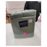 Basket Weave Jadeite Quilt Set- Retail:$329.99
