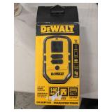 dewalt dxaepi140 140w power inverter: 12v dc to 120v ac power outlet with dual usb ports