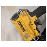 Pneumatic 15° Coil Roofing Nailer