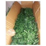 Juegoal 6 ft Pre-Lit Tree